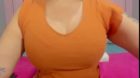 Valeria online show from 02/19/25, 08:55