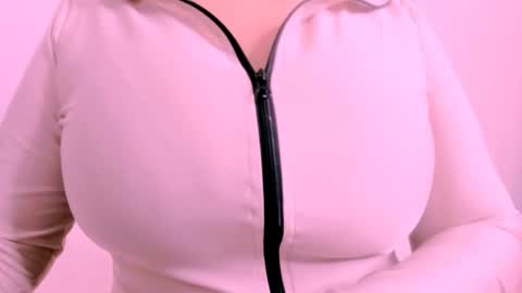 Valeria online show from 10/23/25, 01:27