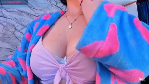 naty online show from 01/12/25, 01:37