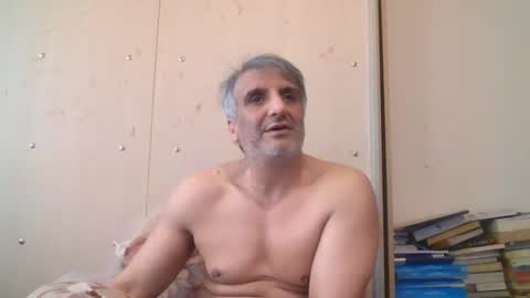Snapshot of 0luvmonkey chatting on 05/23/26, 08:18 0luvmonkey online show from 05/23/26, 08:18