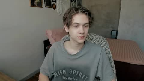 Snapshot of 0verlandd chatting on 05/03/26, 05:24 Adam online show from 05/03/26, 05:24