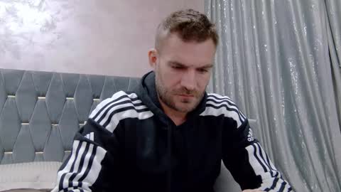 10in_deluxe online show from 12/15/25, 07:12