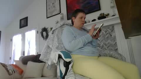 Aurora Willows online show from 01/06/26, 06:44