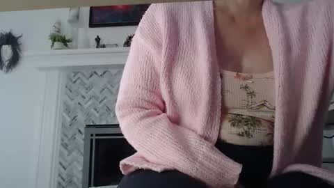 Aurora Willows online show from 02/13/26, 04:03