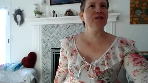 Aurora Willows online show from 03/15/26, 03:18