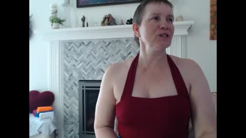 Snapshot of 11willowandjohn11 chatting on 05/25/26, 04:02 Aurora Willows online show from 05/25/26, 04:02