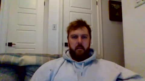 Snapshot of 123holt123 chatting on 01/17/25, 04:17 123holt123 online show from 01/17/25, 04:17