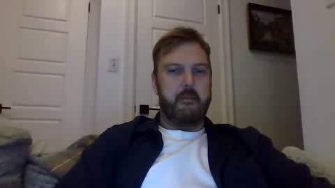 Snapshot of 123holt123 chatting on 11/02/25, 09:00 123holt123 online show from 11/02/25, 09:00