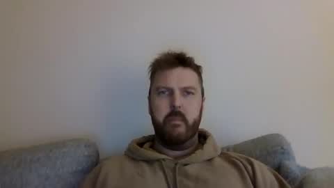 Snapshot of 123holt123 chatting on 03/26/26, 08:03 123holt123 online show from 03/26/26, 08:03