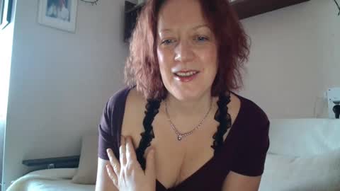 12ennie online show from 02/18/26, 07:48