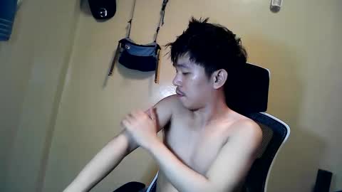 12hotcock online show from 04/23/26, 01:35