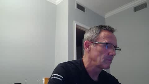 13glanmorfa online show from 12/15/25, 01:54