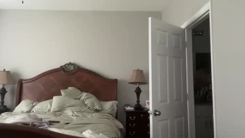 Snapshot of 1800fun2 chatting on 12/11/24, 05:15 1800fun2 online show from 12/11/24, 05:15