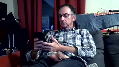 Snapshot of 18remy45 chatting on 06/11/26, 07:01 18remy45 online show from 06/11/26, 07:01