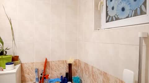 1973man online show from 12/22/25, 05:37