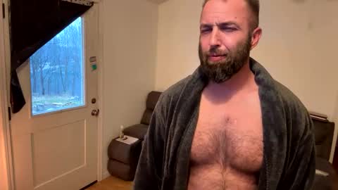 Snapshot of 1981thor chatting on 02/18/26, 12:56 1981thor online show from 02/18/26, 12:56