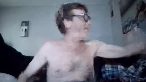 Snapshot of 1bigdickfrank chatting on 03/05/26, 12:45 1bigdickfrank online show from 03/05/26, 12:45