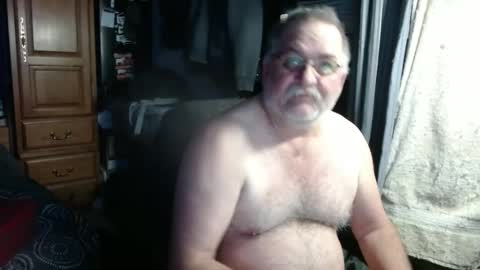 Snapshot of 1dusty60 chatting on 01/11/25, 10:51 1dusty60 online show from 01/11/25, 10:51