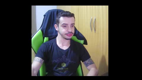 Snapshot of 1good_vibes1 chatting on 11/02/25, 02:58 1good_vibes1 online show from 11/02/25, 02:58