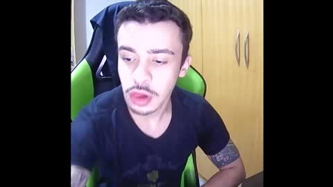 Snapshot of 1good_vibes1 chatting on 11/23/25, 03:06 1good_vibes1 online show from 11/23/25, 03:06