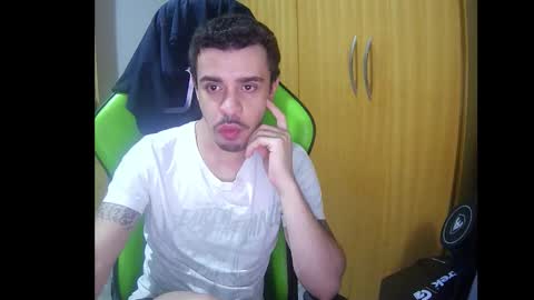 Snapshot of 1good_vibes1 chatting on 12/16/25, 02:49 1good_vibes1 online show from 12/16/25, 02:49