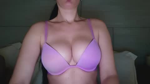 Onna online show from 01/13/26, 11:15