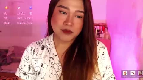 1lovelymess online show from 05/18/26, 02:12