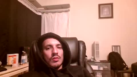 Snapshot of 1luv2cum chatting on 04/26/26, 10:57 sabotagegoat online show from 04/26/26, 10:57