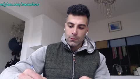 1manshow11 online show from 12/02/24, 09:02