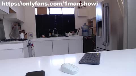 1manshow11 online show from 12/24/24, 08:05