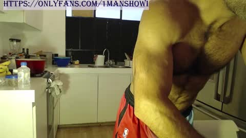 1manshow11 online show from 02/21/25, 08:16