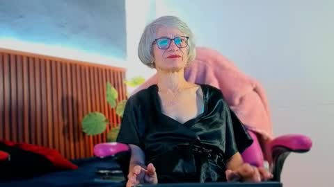 Miss Monserrate online show from 02/04/26, 12:55