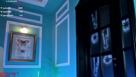 Moona  online show from 01/07/25, 09:46