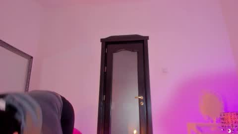 Moona  online show from 02/12/26, 08:20