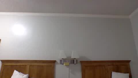 Snapshot of 1nastya8 chatting on 05/22/26, 08:03 TheShyOne18 online show from 05/22/26, 08:03