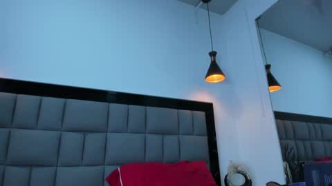 Luisa online show from 01/21/25, 03:43