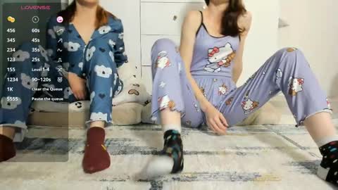 molly online show from 04/23/26, 07:16