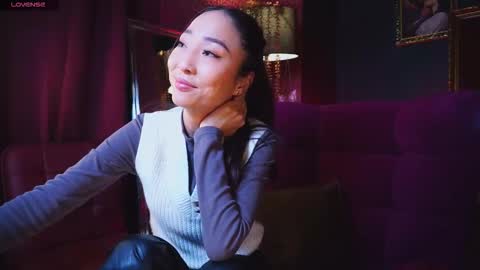 Rei online show from 11/20/25, 01:33