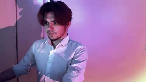 1roberttt online show from 12/03/25, 08:40