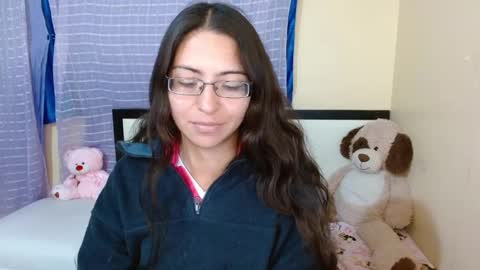 Snapshot of 1sasha_grey__1 chatting on 01/03/25, 01:05 paola online show from 01/03/25, 01:05