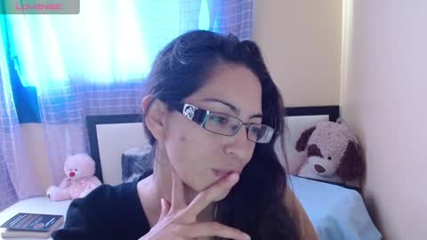 Snapshot of 1sasha_grey__1 chatting on 01/27/25, 09:44 paola online show from 01/27/25, 09:44