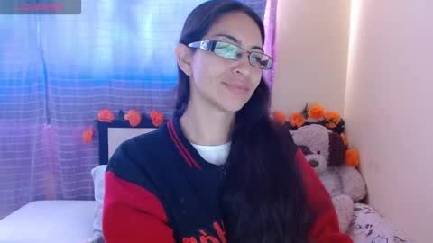 Snapshot of 1sasha_grey__1 chatting on 11/06/25, 06:42 paola online show from 11/06/25, 06:42