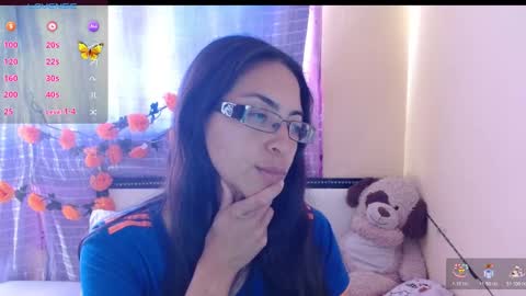 Snapshot of 1sasha_grey__1 chatting on 11/20/25, 09:36 paola online show from 11/20/25, 09:36