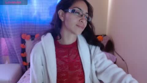 Snapshot of 1sasha_grey__1 chatting on 12/16/25, 07:19 paola online show from 12/16/25, 07:19