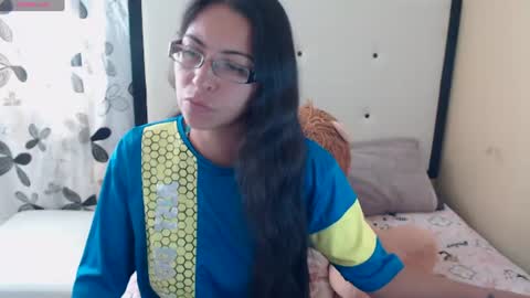 paola online show from 06/16/26, 08:44