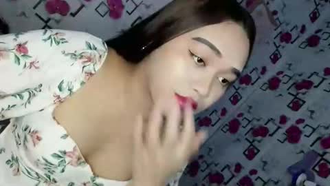 1sexy_kim69 online show from 04/07/26, 07:25