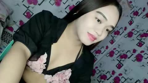 1sexy_kim69 online show from 04/19/26, 06:10