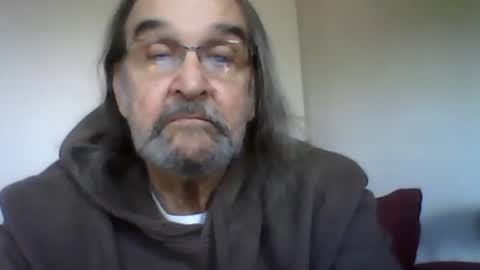 1valentine online show from 12/31/24, 05:18