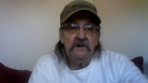 1valentine online show from 10/01/25, 04:35