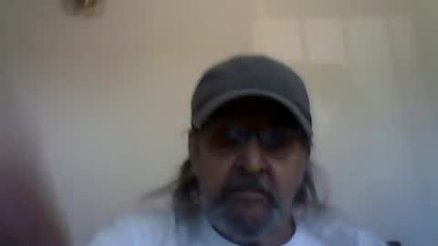 1valentine online show from 10/29/25, 04:42